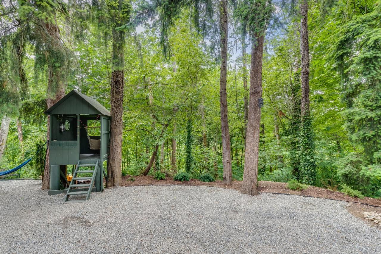 Beautiful Place With A Great Location, Free Parking, Wifi & Large Tv. Federal Way Exterior photo